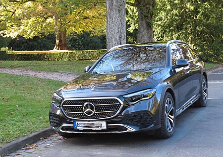 Mercedes-Benz E 450 d 4MATIC T All-Terrain Pano, AHK, Nappa,