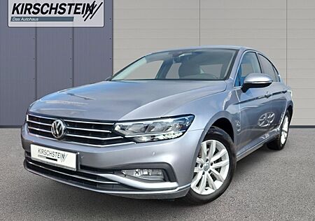 VW Passat Volkswagen Limousine Business 1.5 TSI BMT Parklenkas