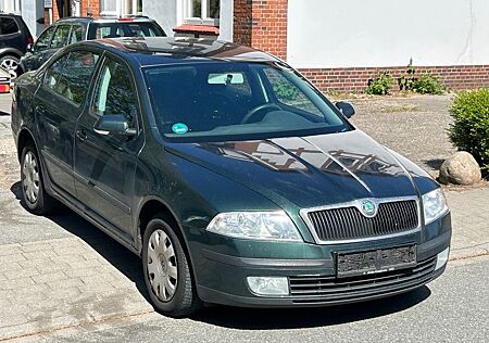 Skoda Octavia 2.0 TDi Ambiente-Automatik-Navi-Hu:5/26-