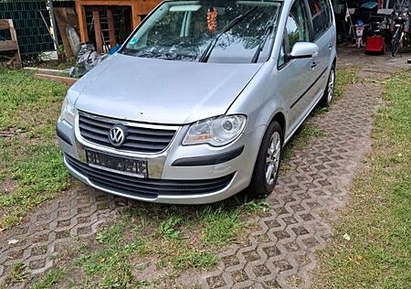 VW Touran Volkswagen 1.9 TDI DPF -