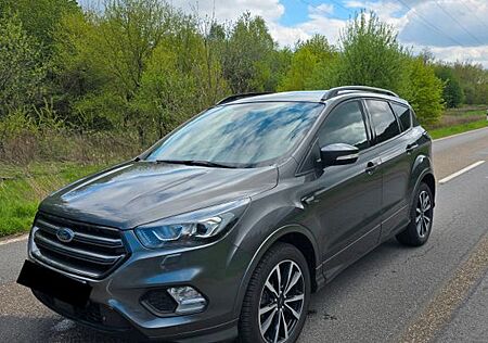 Ford Kuga 2,0 TDCi 4x2 110kW ST-Line ST-Line
