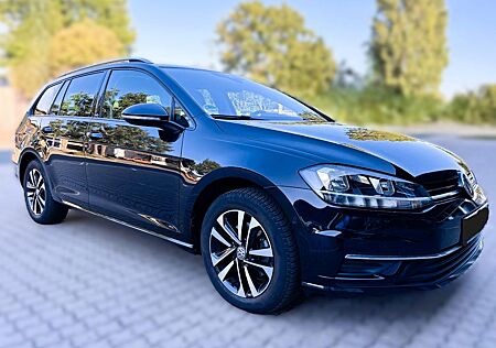 VW Golf Volkswagen 2.0 TDI SCR DSG IQ.DRIVE Variant IQ.DRIVE