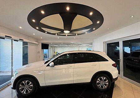 Mercedes-Benz GLC 250 d 4Matic *Ahk*Shz*Pano-Dach*Navi*