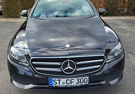 Mercedes-Benz E 220 E 220d T AVANTGARDE BURMESTER MEMORY