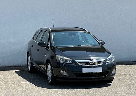 Opel Astra J Sports Tourer 1.7 CDTI Innovation