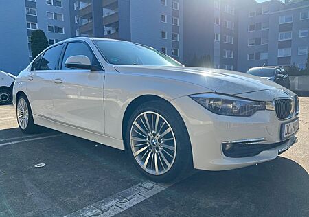 BMW 320 320ixDrive Leder.Autom.Prof.Navi.Memorysitz.SHD