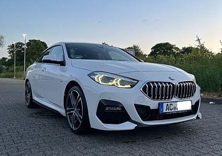 BMW 218 GranCoupé/Servicepaket/M-Paket/8Fach bereift