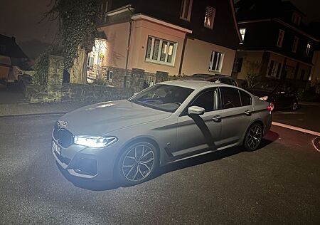 BMW 520d Limousine Effizienz trifft Eleganz.
