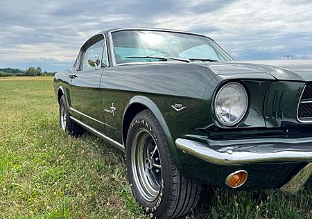 Ford Mustang Fastback 1965