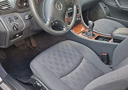 Mercedes-Benz 270 C CDI