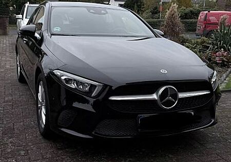 Mercedes-Benz A 180 d -