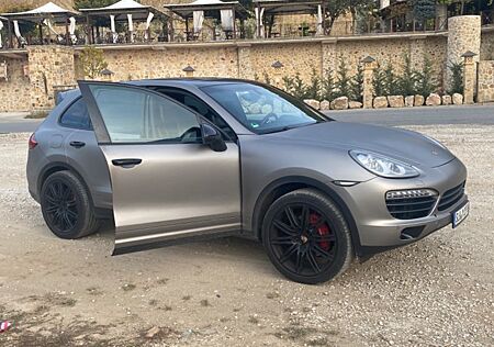 Porsche Cayenne (TÜV Neu)