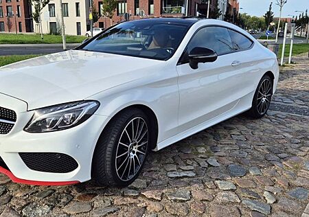 Mercedes-Benz C 400 4MATIC AMG Line Autom.