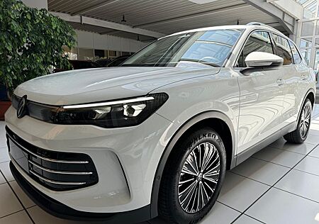 VW Tiguan Volkswagen 1.5eTSI Elegance IQ.Matrix Navi AHK Kamer