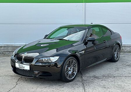 BMW M3 V8 4.0 420PS Carbondach NAVI Leder PDC LM18"