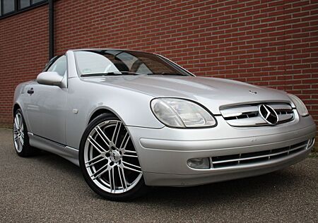 Mercedes-Benz SLK 200 voll-ausstattung klima Sehr Gute Zustand