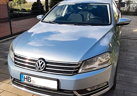 VW Passat Variant Volkswagen 2.0 TDI 125kW Highline BMT Va...