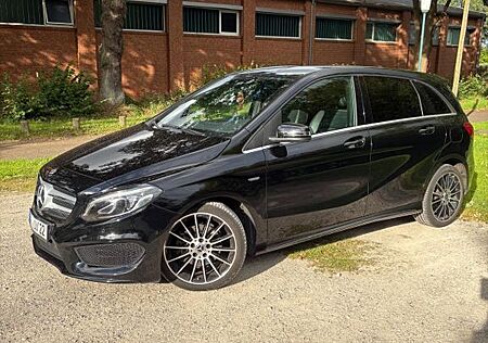 Mercedes-Benz B 180 B-180/ AMG PEAK Edition/ Unfall frei/ Tüv neu