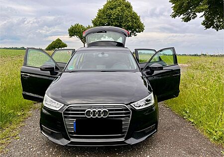 Audi A1 1.0 TFSI ultra Sportback - Navi, Xenon