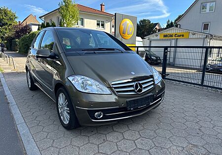 Mercedes-Benz A 180 Elegance 5-türig Automatik 1.Hand 55tkm