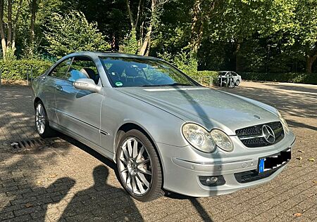 Mercedes-Benz CLK 280 V6 Avantgarde AMG Paket