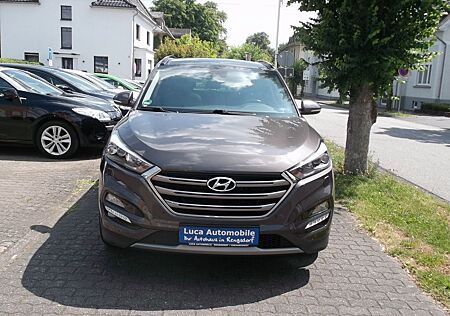 Hyundai Tucson Premium 4WD PANO