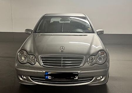 Mercedes-Benz 220 Mercedes c220 CDI