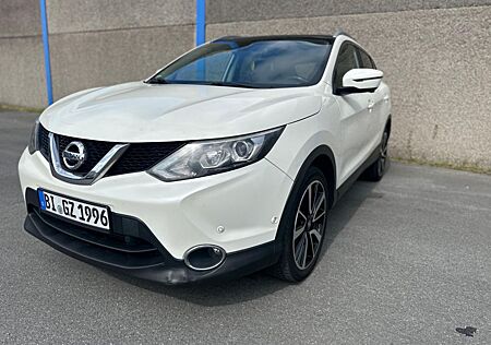 Nissan Qashqai 1.2 PANO/VOLLLEDER/TEMPOMAT/NAVI/SHZ