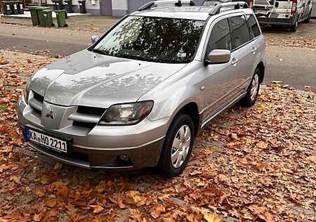 Mitsubishi Outlander 2.4 Sport Sport