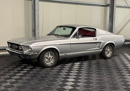 Ford Mustang Fastback GTA 390 S-Code