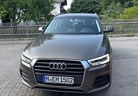 Audi Q3 1.4 TFSI cylinder on demand S tronic -