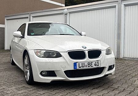 BMW 320 gebraucht kaufen BMW 320i Coupé (E92 Facelift)