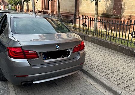 BMW 530i -