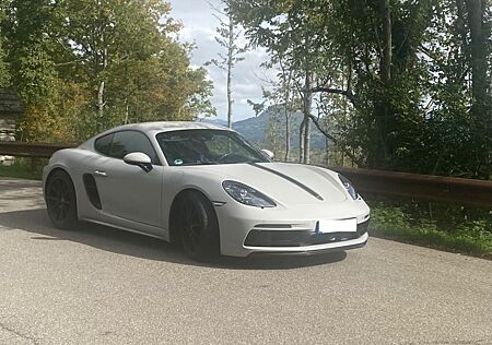 Porsche Cayman 718 GTS 4.0