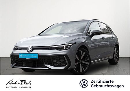 VW Golf Volkswagen VIII GTE Black Style 1.5 TSI DSG, Panoramad