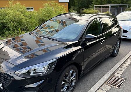 Ford Focus 1,0 EcoBoost 92kW ST-Line Turnier ST-Line