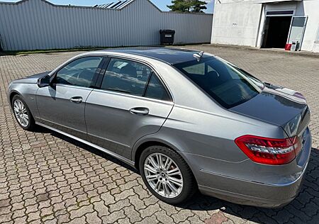 Mercedes-Benz E 350 CDI 4MATIC BlueEFFICIENCY ELEGANCE ELE...