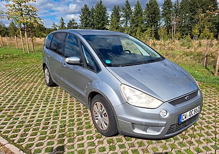 Ford S-Max 2,0 TDCi 85kW DPF Ambiente Ambiente