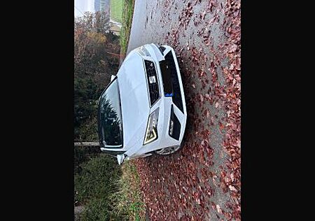 Seat Leon ST 2.0 TDI 135kW Start&Stop FR DSG FR