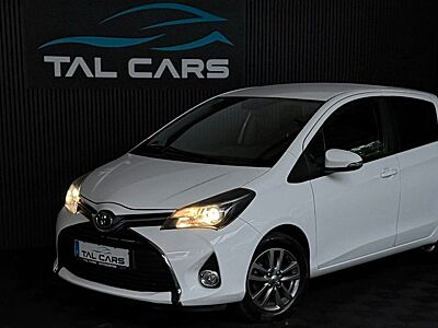 Toyota YARIS*1HAND*TÜVNEU*EURO6*CARPLAY/KAMERA*6GANG*