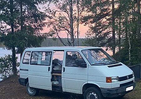 VW T4 Kombi Volkswagen T4 Camper Ausbau HU neu 2,5 Liter