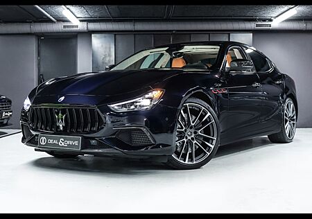 Maserati Ghibli TROFEO 3.8 V8 RWD°FULL CARBON°B&W°PANO