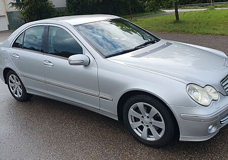 Mercedes-Benz C 180 C180 C-Klasse Lim. Kompr/Xenon/Eleganz/Automatik