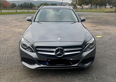 Mercedes-Benz C 220 d 4MATIC T Autom. -