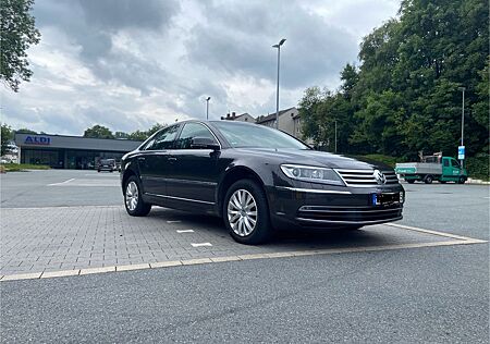VW Phaeton Volkswagen 3.0 V6 TDI 4MOT. Tiptronic 5-Si...
