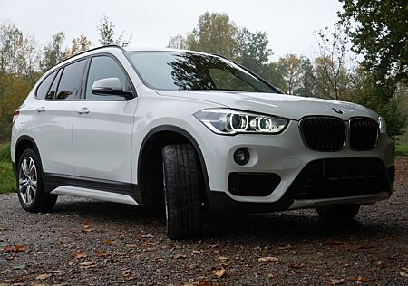 BMW X1 Baureihe xDrive 20 d Sport Line TOP + AHK