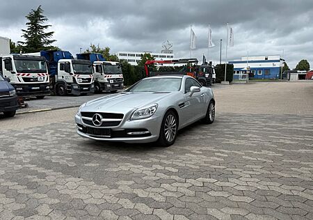 Mercedes-Benz SLK 200 Navi/Parktr./SHZ/Autom./ uvm.