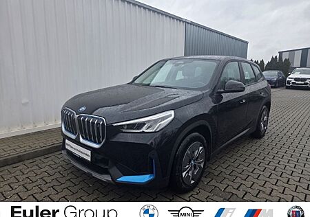 BMW iX1 xDrive 30 AD Navi Digitales Cockpit Soundsys