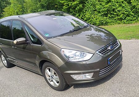 Ford Galaxy 2,0 TDCi 120kW DPF Titanium Titanium