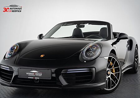 Porsche 991 Turbo S Cabrio LED Lift Burmester Approved